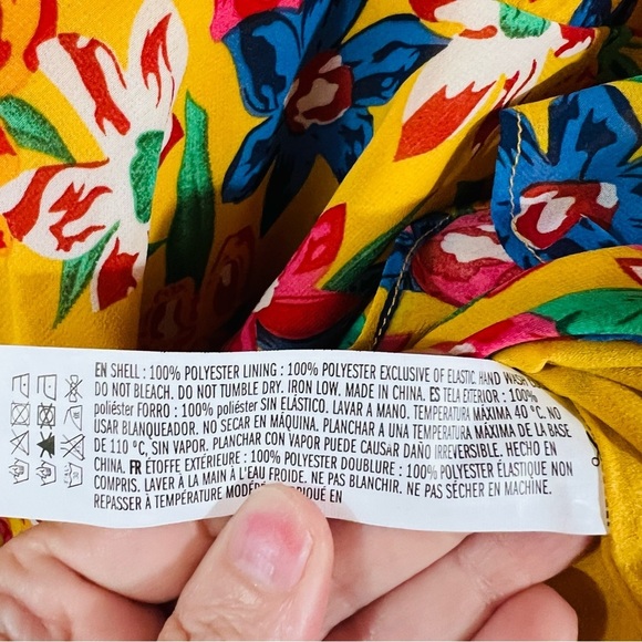 Endless Rose Vivi Yellow  Floral Print Long Sleeve Open Back Romper Size XS - Picture 12 of 12